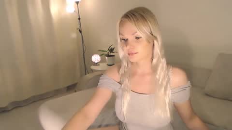 Snapshot of annett chatting on September 19, 2025, 1:07 am Annett online show from September 19, 2025, 1:07 am