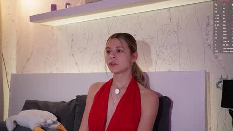 Anne online show from October 16, 2025, 6:53 pm