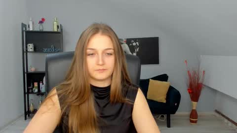 annewilsonn online show from March 12, 2026, 6:41 am