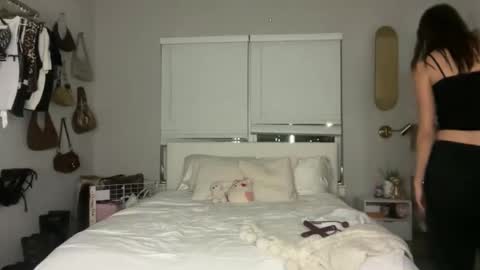 Snapshot of anngraysonnn chatting on February 11, 2026, 12:15 am ann grayson online show from February 11, 2026, 12:15 am