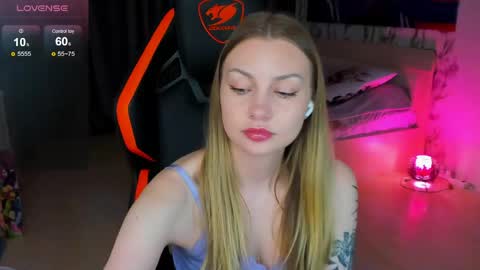 Annie online show from May 27, 2026, 11:13 pm