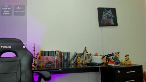 annie_loff online show from January 9, 2025, 3:23 pm