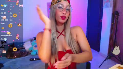 Snapshot of annieblu3 chatting on March 13, 2026, 9:16 am AnnieBlu3 online show from March 13, 2026, 9:16 am