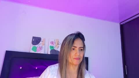 AnnieCollins69 online show from January 11, 2026, 4:28 am