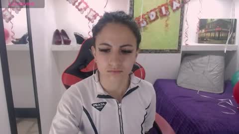 Anniee online show from February 21, 2025, 11:55 am