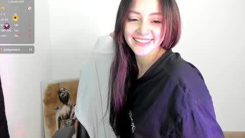 Annie online show from February 7, 2025, 1:25 am