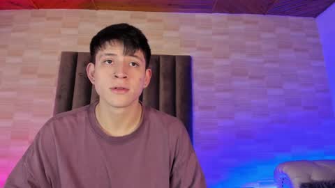 Annie  Alex online show from January 12, 2025, 4:50 pm