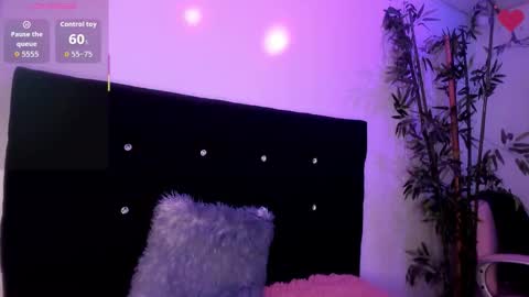 Snapshot of anniie_evans1 chatting on September 13, 2025, 1:33 pm Annie Evans online show from September 13, 2025, 1:33 pm