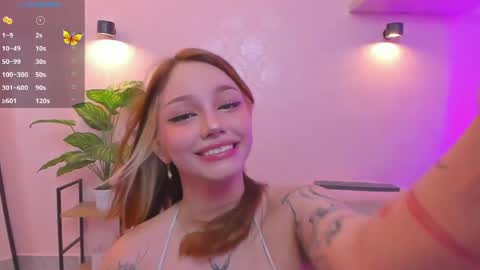 Snapshot of anniita_ chatting on May 14, 2026, 2:51 am VIVIANNA online show from May 14, 2026, 2:51 am