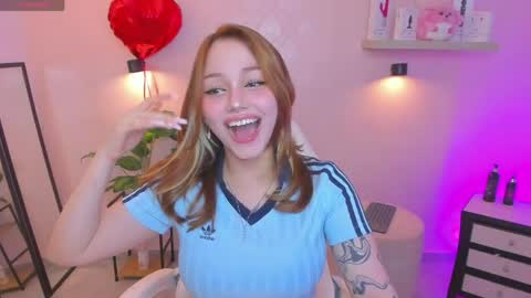 Snapshot of anniita_ chatting on May 20, 2026, 2:29 am VIVIANNA online show from May 20, 2026, 2:29 am
