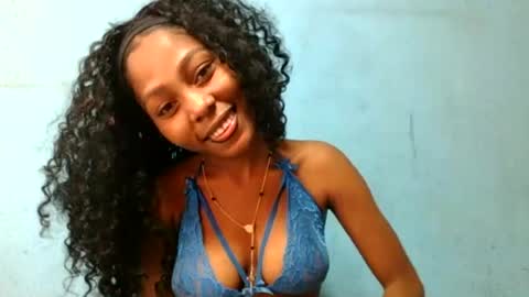 Snapshot of annistella chatting on July 13, 2026, 10:01 pm annistella online show from July 13, 2026, 10:01 pm