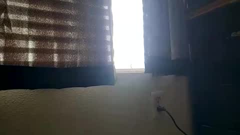 annonymouzz online show from November 20, 2025, 7:46 pm