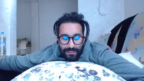 Snapshot of annuler_9 chatting on January 14, 2025, 12:22 am adrenalinE online show from January 14, 2025, 12:22 am