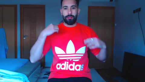 Snapshot of annuler_9 chatting on January 19, 2025, 10:17 am adrenalinE online show from January 19, 2025, 10:17 am