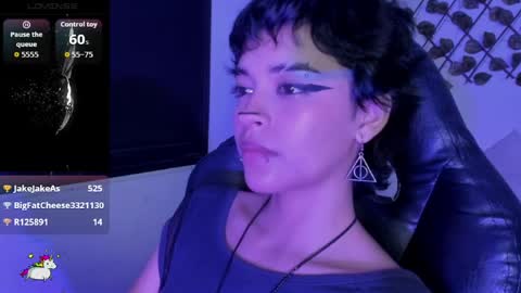 Anny online show from April 11, 2026, 7:45 am