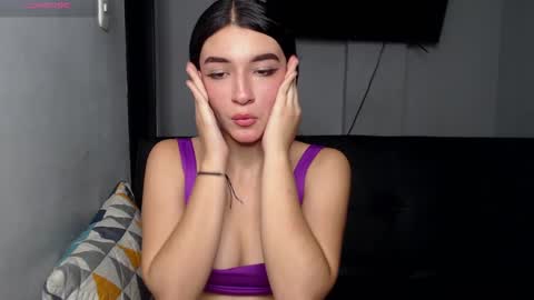 Anny online show from September 25, 2025, 3:27 pm