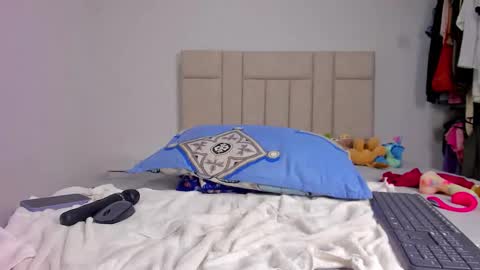 Snapshot of anny_vittar chatting on February 3, 2026, 6:22 am Valeria online show from February 3, 2026, 6:22 am