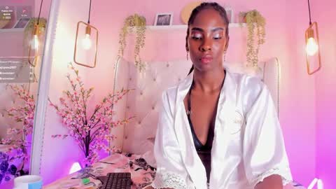 Snapshot of annyfiore chatting on January 24, 2025, 8:44 am Anny  online show from January 24, 2025, 8:44 am