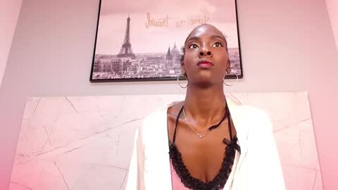 Snapshot of annyfiore chatting on March 7, 2025, 2:25 am Anny  online show from March 7, 2025, 2:25 am