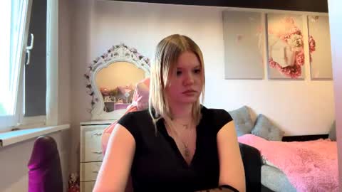 annyvibess online show from June 16, 2026, 4:31 pm
