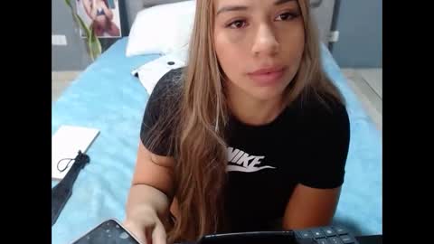 Snapshot of annyyeins chatting on March 1, 2025, 5:42 am Anny Yeins online show from March 1, 2025, 5:42 am