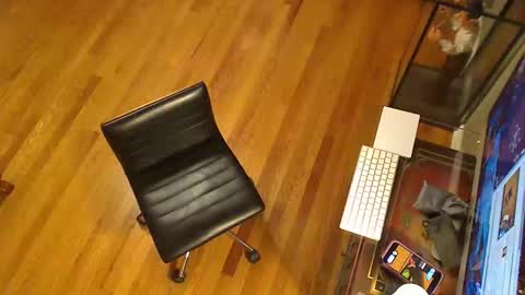 anoaklawnguy online show from April 30, 2026, 8:57 pm