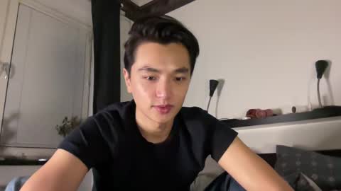 asiantwinkboy online show from December 20, 2024, 4:57 pm