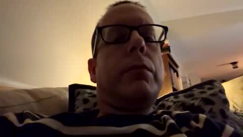 anonymousfrederick76 online show from March 4, 2026, 6:52 am