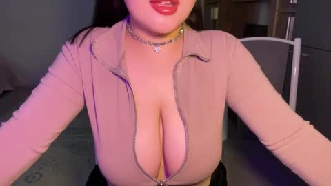 Snapshot of anora_sunny chatting on May 20, 2026, 6:14 pm Any online show from May 20, 2026, 6:14 pm
