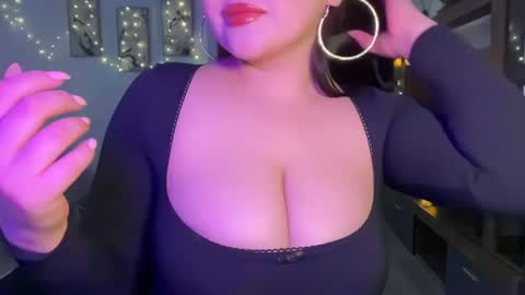 Snapshot of anora_sunny chatting on May 23, 2026, 6:23 pm Any online show from May 23, 2026, 6:23 pm