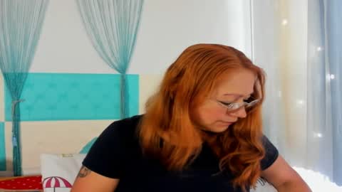 anthonela_mature_ online show from April 14, 2026, 4:24 pm