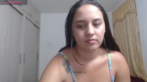 Snapshot of anthonela_queen chatting on October 21, 2025, 12:11 am Anthonela Queen online show from October 21, 2025, 12:11 am