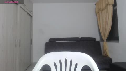 Anthonela Queen online show from November 13, 2025, 1:04 am