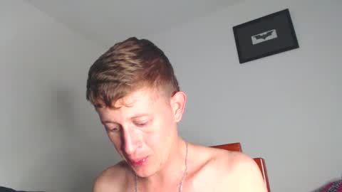 Snapshot of anthonnymorrison chatting on December 17, 2024, 1:50 am leon online show from December 17, 2024, 1:50 am