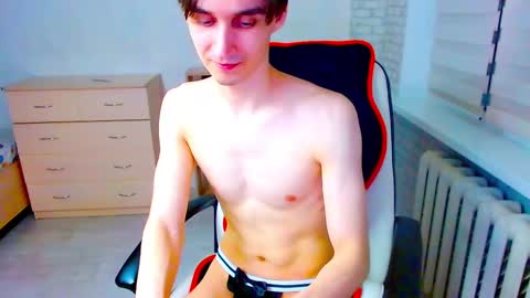 Snapshot of anthony_broown chatting on March 7, 2025, 9:27 pm anthony_broown online show from March 7, 2025, 9:27 pm