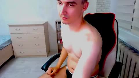 Snapshot of anthony_broown chatting on July 16, 2026, 10:27 pm anthony_broown online show from July 16, 2026, 10:27 pm