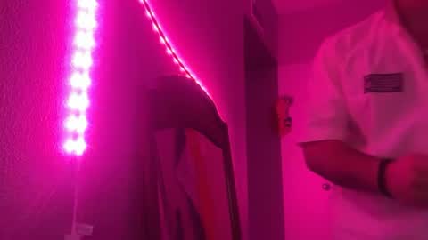 anthonymario86 online show from July 3, 2026, 9:16 am