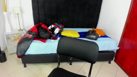       online show from November 1, 2025, 12:56 am