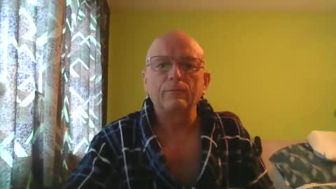 Snapshot of antmatt2025 chatting on May 17, 2026, 8:45 am antmatt2025 online show from May 17, 2026, 8:45 am