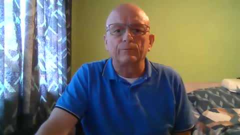 Snapshot of antmatt2025 chatting on June 9, 2026, 5:24 pm antmatt2025 online show from June 9, 2026, 5:24 pm