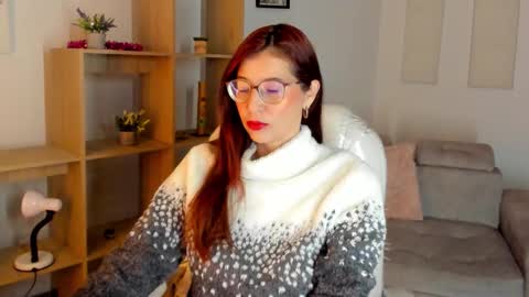 Antonella online show from November 25, 2025, 12:05 pm