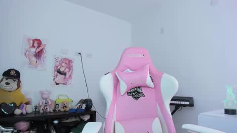 Antonella online show from September 15, 2025, 11:05 pm