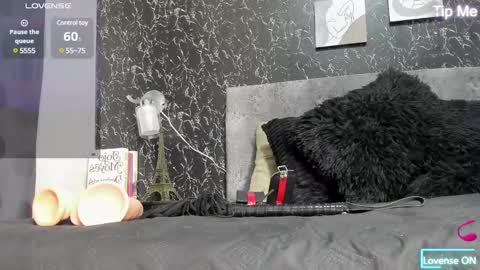 Snapshot of antonella_louise chatting on January 4, 2025, 8:06 am antonella_louise online show from January 4, 2025, 8:06 am