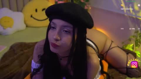 Nell. online show from October 31, 2025, 2:45 am