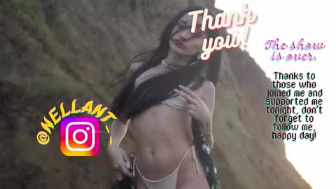 Snapshot of antonella_maitt chatting on February 2, 2026, 1:04 am Nell. online show from February 2, 2026, 1:04 am