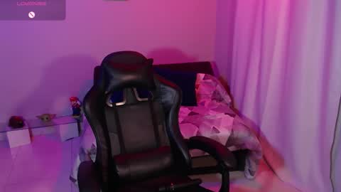 Snapshot of antonella_miller19 chatting on June 10, 2026, 4:34 am Antonella online show from June 10, 2026, 4:34 am