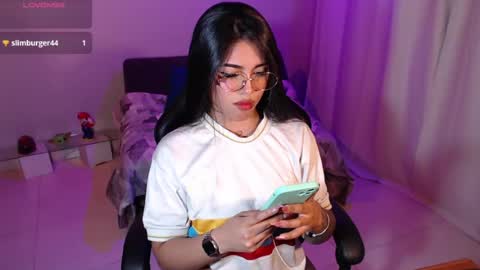 Snapshot of antonella_miller19 chatting on June 18, 2026, 5:51 am Antonella online show from June 18, 2026, 5:51 am