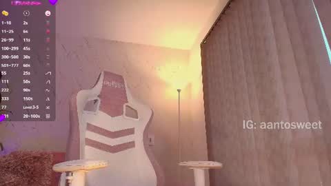 Snapshot of antonellaa_sweet chatting on July 28, 2026, 4:39 pm Antonella online show from July 28, 2026, 4:39 pm