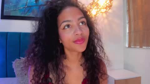 Snapshot of antonellahall_ chatting on March 4, 2025, 2:53 pm AntonellaHall online show from March 4, 2025, 2:53 pm