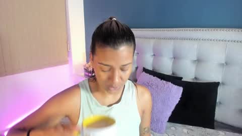 Sarah online show from February 22, 2025, 12:19 pm